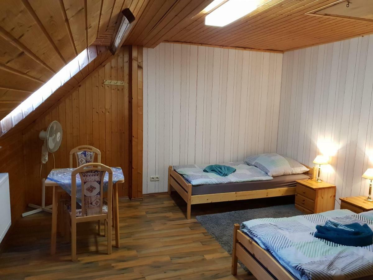 Dudu's Gaestehaus Guest house Diebach am Haag
